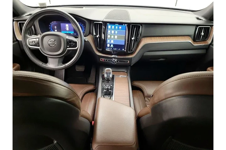 $26998 : Volvo XC60 2022 AWD B6 Inscr image 9