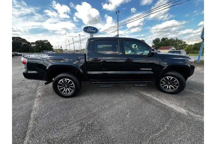 $38995 : Toyota Tacoma 2021 4x4 TRD S image 9