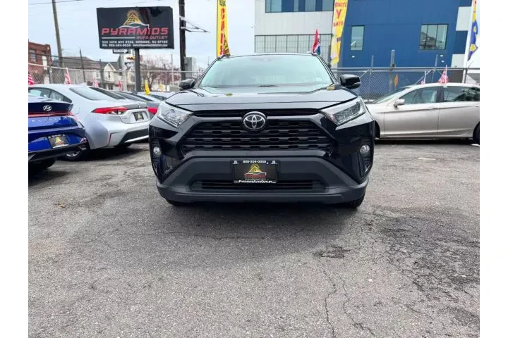 2021 TOYOTA RAV42021 TOYOTA R image 3