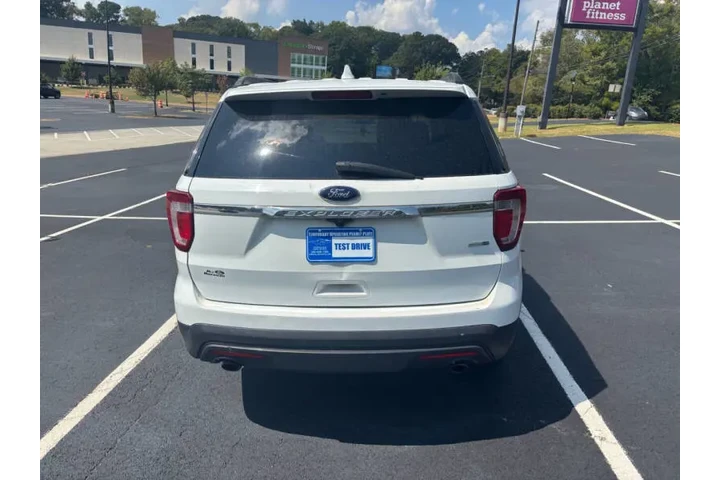 $15000 : 2016 Explorer image 7