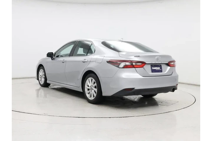 $24998 : Toyota Camry 2024 LE 4dr Sed image 2