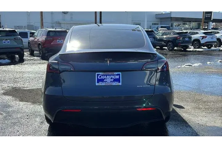$38984 : Tesla Model Y 2023 AWD Long image 6