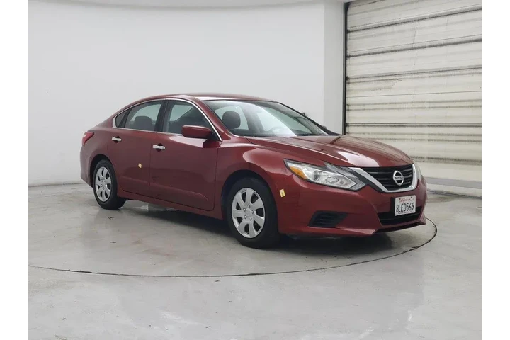 $12998 : Nissan Altima 2016 2.5 S 4dr image 1