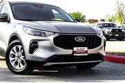 $16025 : Ford Escape 2023 Active 4dr thumbnail