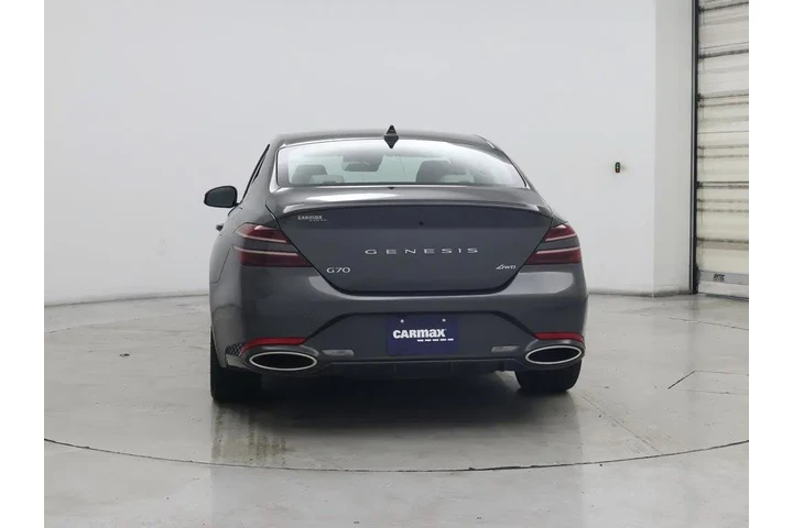 $27998 : Genesis G70 2024 2.5T Standa image 6