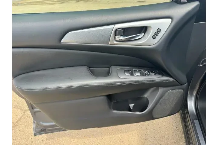 $7900 : Nissan Pathfinder 2017 4x4 S image 9