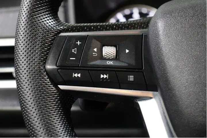 $25998 : Mitsubishi Outlander 2023 SE image 9