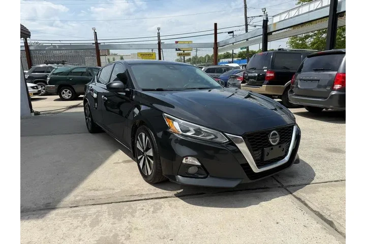 $11995 : 2019 Altima 2.5 SL AWD image 8