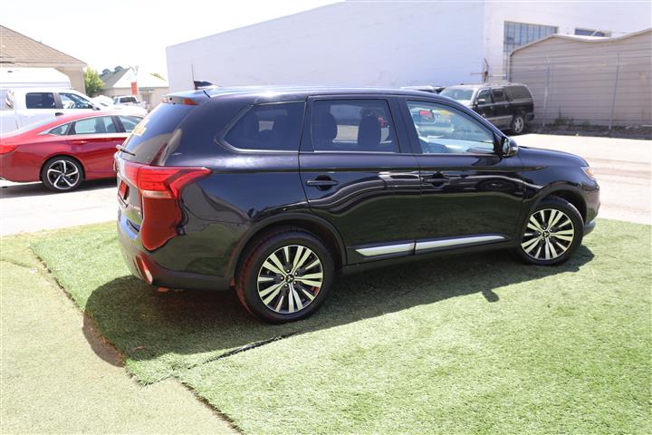 $14999 : 2019 MITSUBISHI OUTLANDER SE image 4