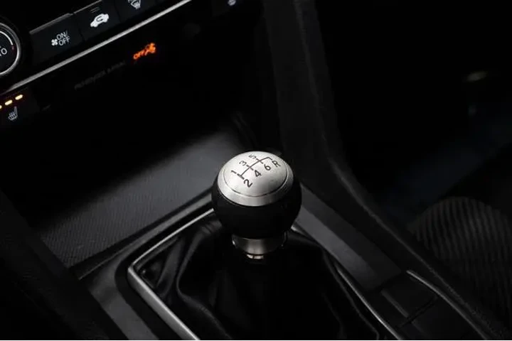 $19949 : Honda Civic 2018 Si 4dr Seda image 5