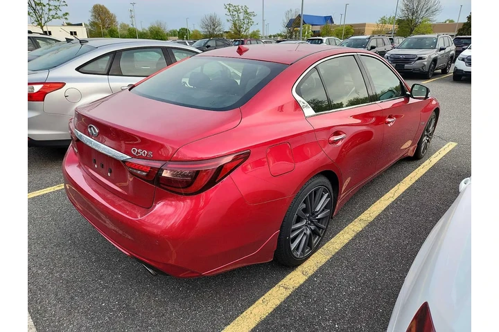 $22673 : INFINITI Q50 2018 AWD Red Sp image 6