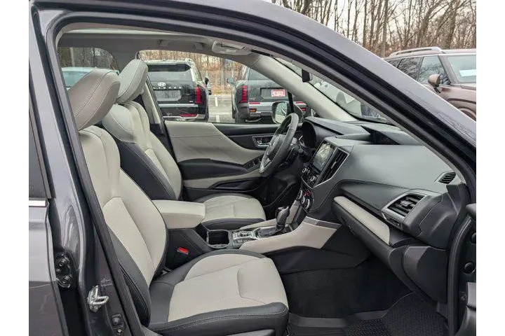 $29144 : Subaru Forester 2023 AWD Lim image 10