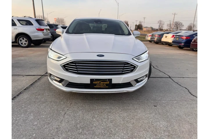 2017 Fusion Titanium AWD image 2
