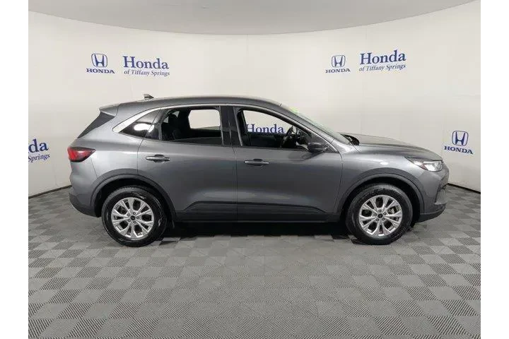 $20875 : Ford Escape 2023 AWD Active image 8