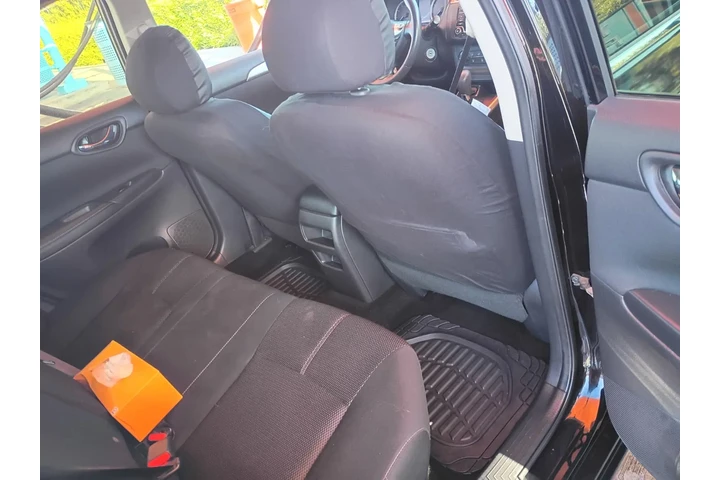 $5800 : Nisan Sentra tipo SR. image 3