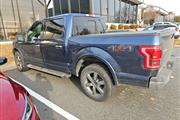 PRE-OWNED  FORD F-150 LARIAT