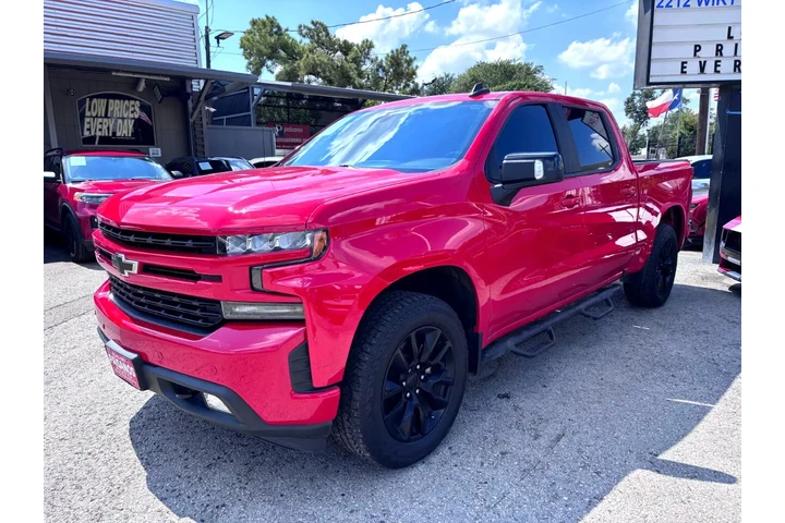 2020 Silverado 1500 RST image 1