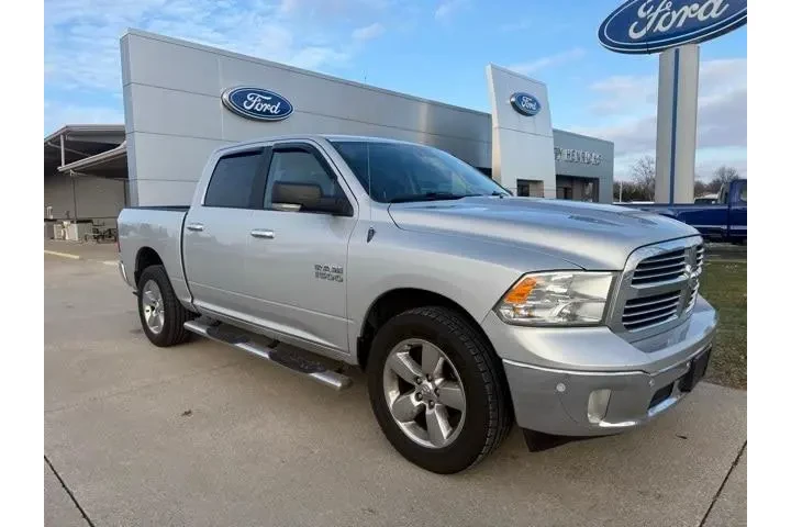 $14500 : Ram 1500 2018 4x4 SLT 4dr Cr image 2