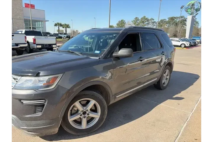 $20456 : Ford Explorer 2019 XLT 4dr S image 1