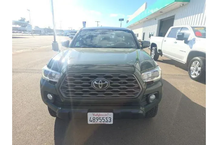 $37900 : Toyota Tacoma 2021 4x4 TRD P image 2