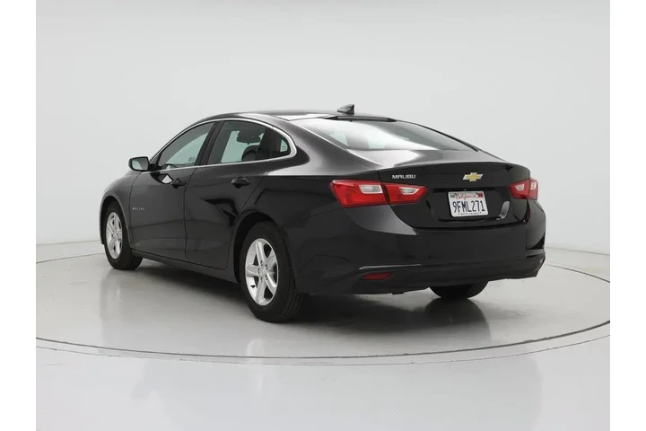 $20998 : Chevrolet Malibu 2023 LS 4dr image 2