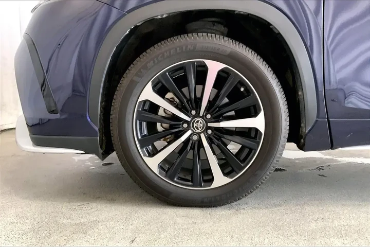 $25803 : Toyota Highlander 2021 XSE 4 image 6