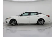 $19998 : Nissan Altima 2021 2.5 SR 4d thumbnail