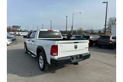 $10980 : 2014 RAM 1500 4WD Crew Cab 14 thumbnail