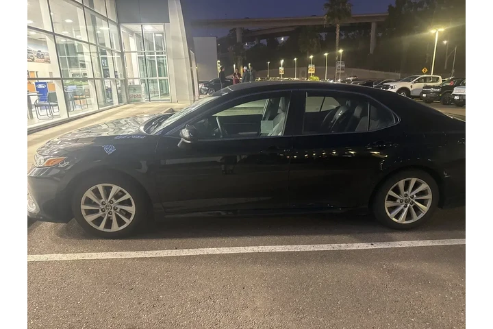 $20900 : Toyota Camry 2022 LE 4dr Sed image 3