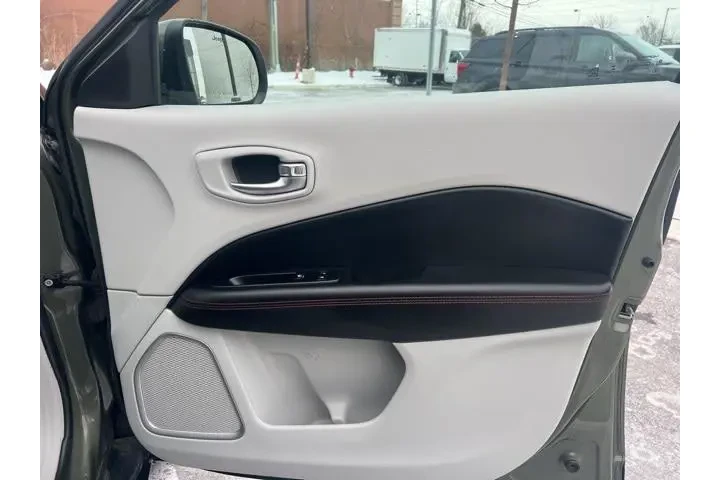 $16167 : Jeep Compass 2019 4x4 Limite image 10