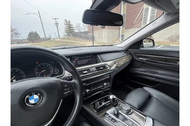 $11999 : 2015 BMW 7 Series 740Li image 9