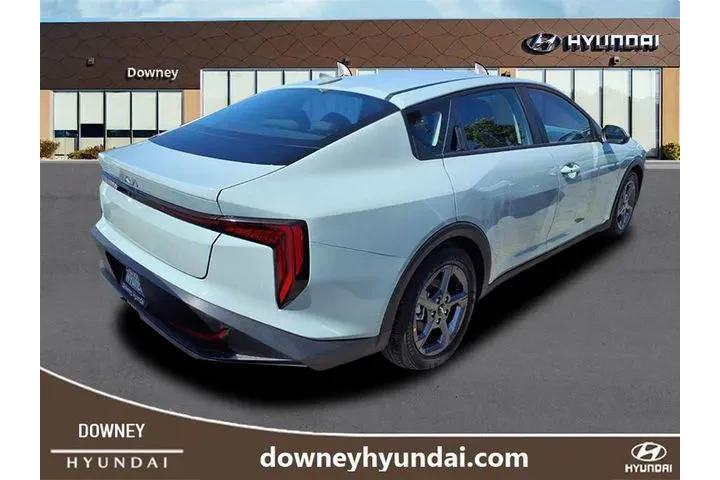 $21580 : Kia K4 2025 LXS 4dr Sedan image 4