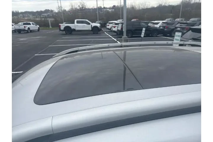 $16772 : Ford Escape 2018 AWD Titaniu image 5