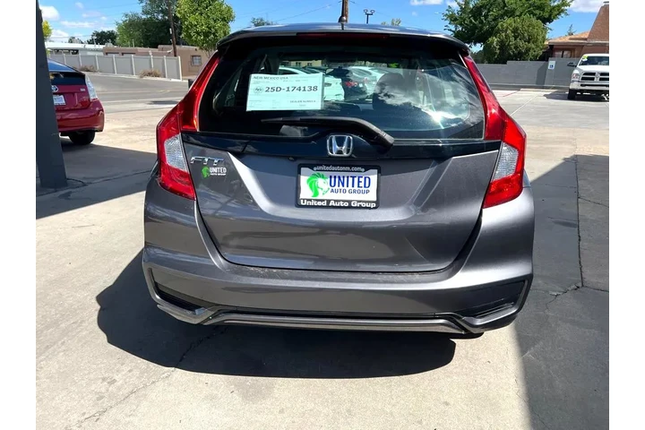 2019 Fit LX CVT image 6