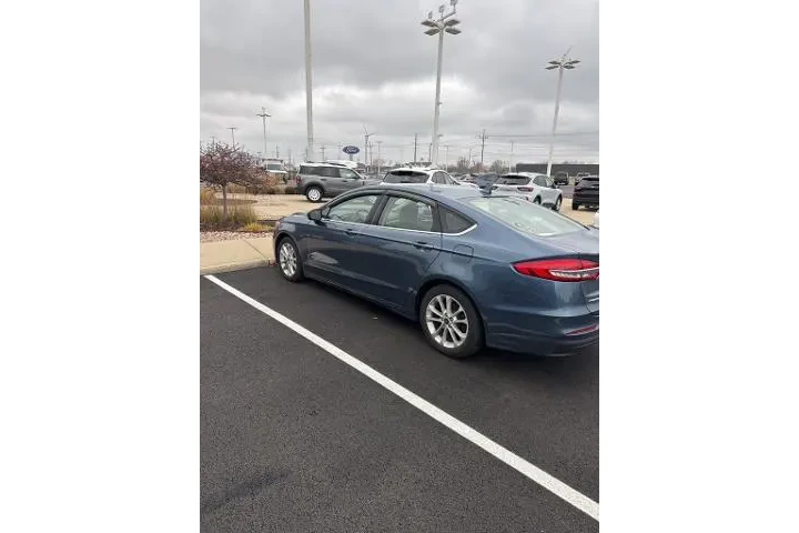 $15101 : Ford Fusion Hybrid 2019 SE 4 image 4