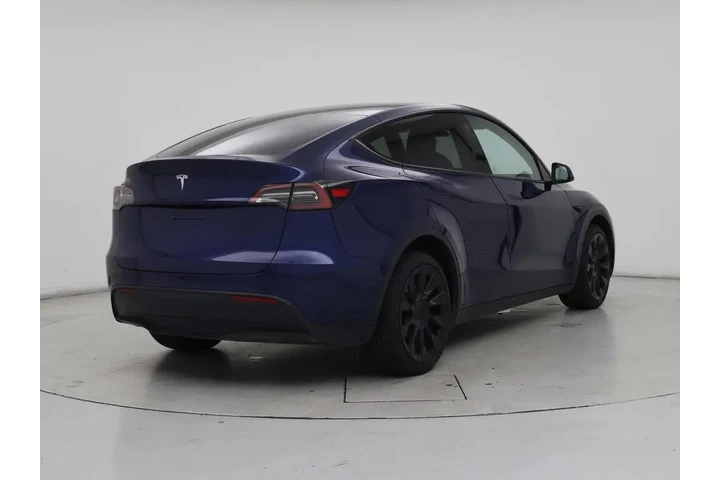 $30998 : Tesla Model Y 2022 AWD Long image 8