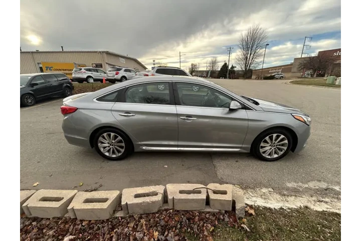 $9990 : 2017 Sonata Sport image 8