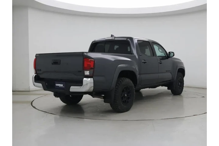 $31998 : Toyota Tacoma 2022 4x4 SR5 V image 8