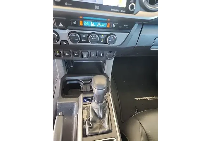 $38058 : Toyota Tacoma 2023 4x4 Limit image 6