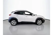 $21900 : Hyundai KONA 2022 SEL 4dr Cr thumbnail