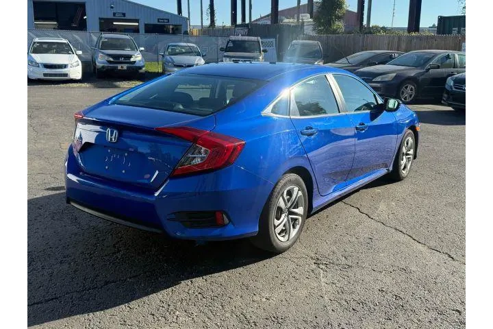 $11500 : Honda Civic 2016 LX 4dr Seda image 4