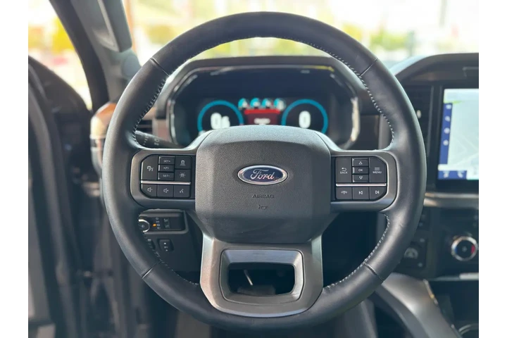2022 F-150 Lariat image 10