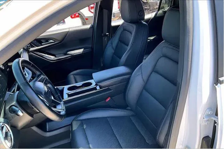 $27356 : Chevrolet Equinox 2025 LT 4d image 7