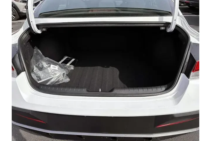 $21999 : Hyundai ELANTRA 2025 SEL Spo image 7