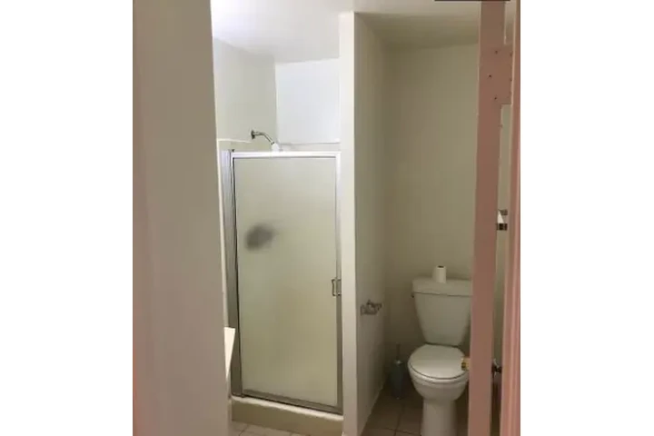 $1100 : Fountain Valley, CA muy listo image 2