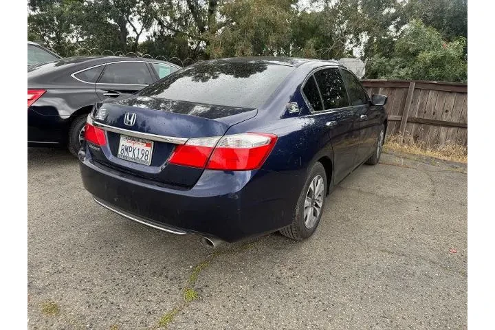 $12500 : Honda Accord 2013 LX 4dr Sed image 5