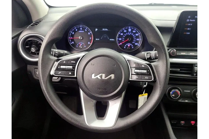 $17998 : Kia Forte 2024 LXS 4dr Sedan image 10