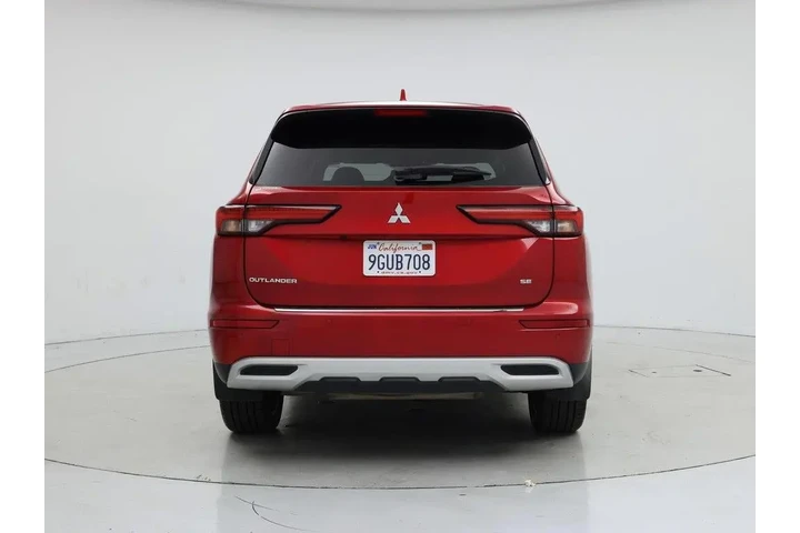 $23998 : Mitsubishi Outlander 2023 SE image 6