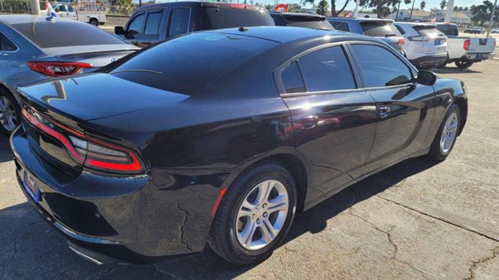 $14995 : 2019 Charger SXT image 4