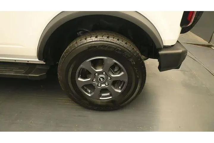 $38973 : Ford Bronco 2023 4x4 Base 4d image 9
